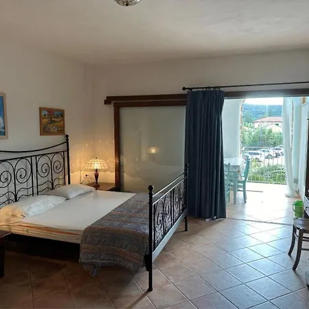 Dolores Castle Apartment Marina di Campo