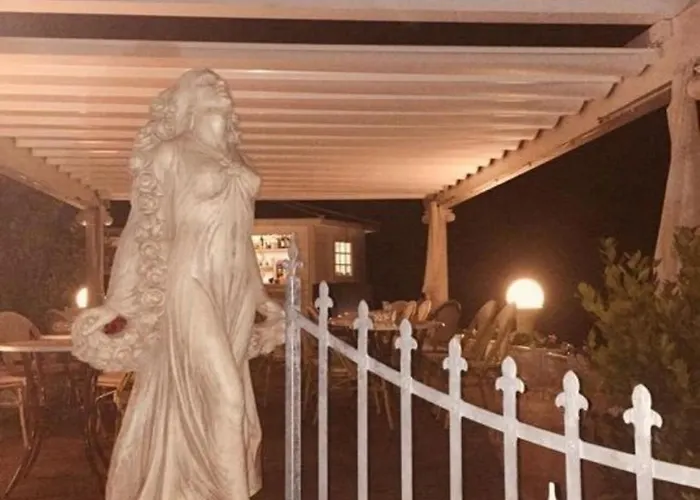 公寓 Dolores Castle